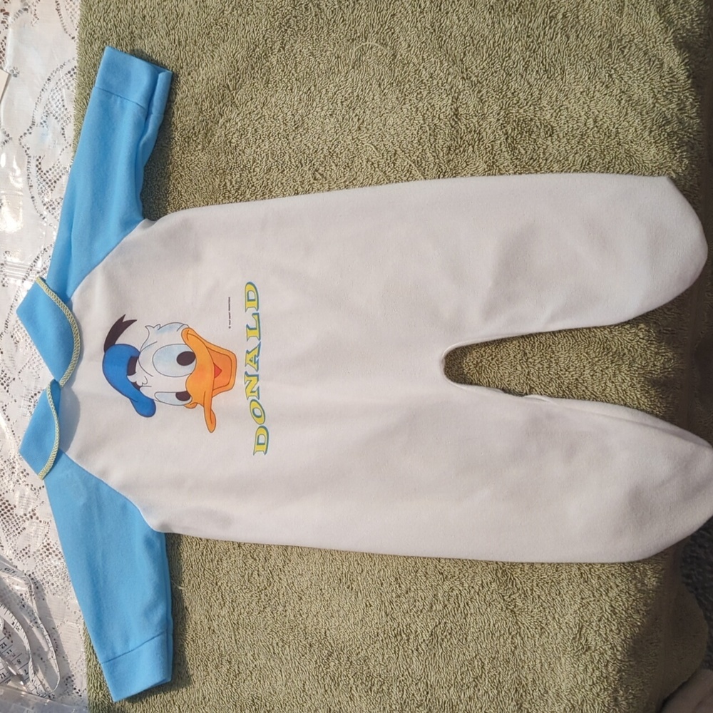 Vintage lullaby land Donald duck sleeper size small